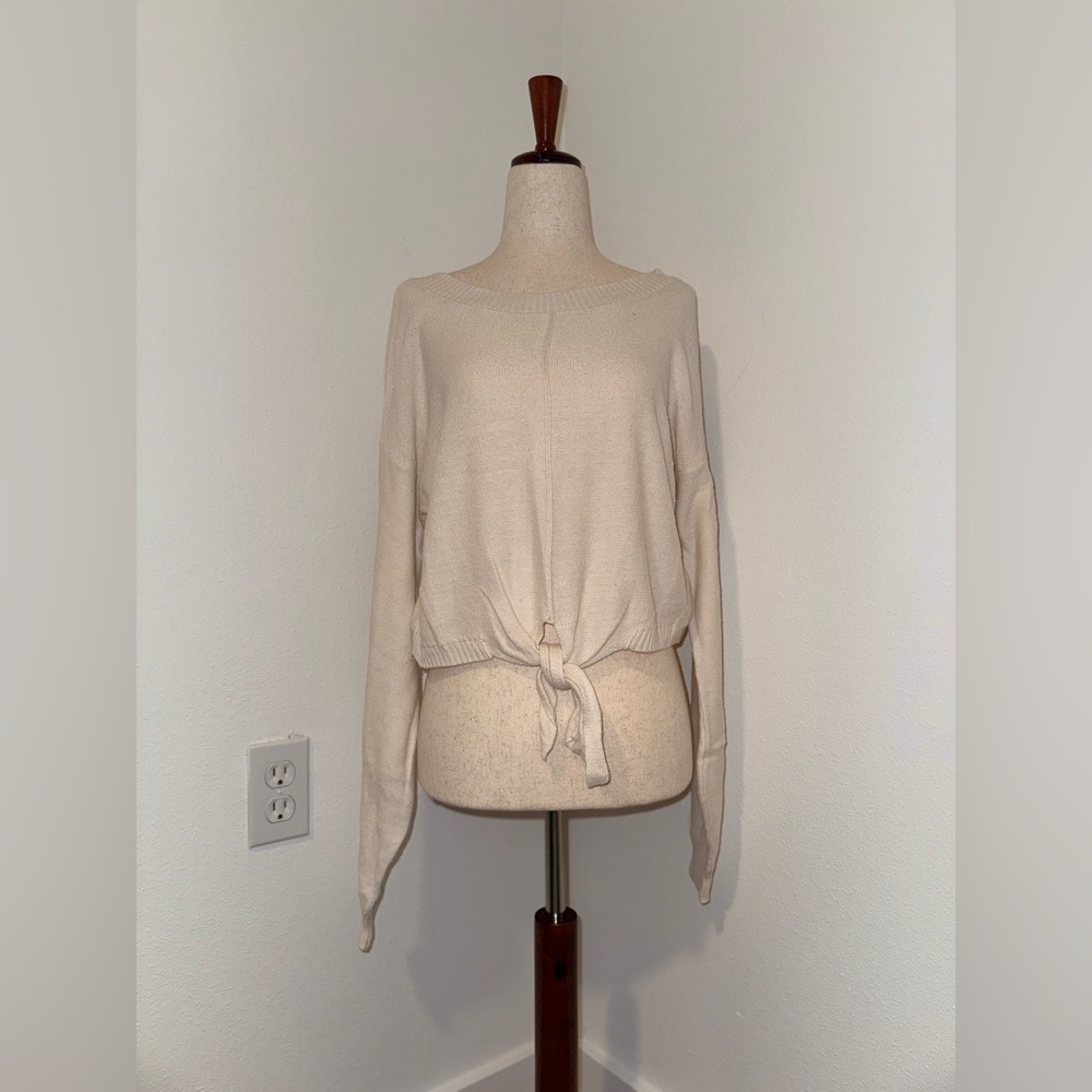 Hollister Cropped Sweater